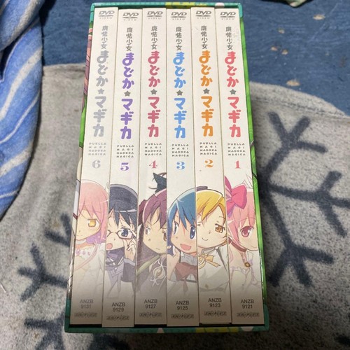 Puella magi madoka magica - magi,